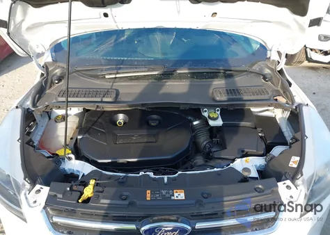 2016 Ford Escape Titanium из США, поврежденный, VIN 1FMCU9J92GUC52785